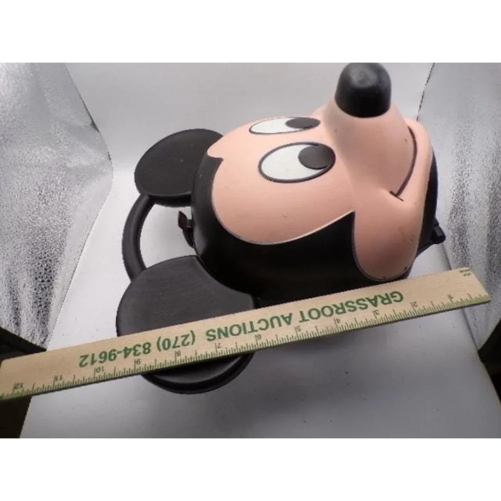 Vintage Disney Mickey Mouse Head Plastic Alladin Lunch Box w Thermos‎ Black 90s